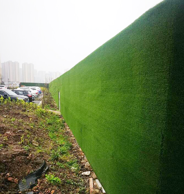 用人造草坪做市政圍擋合適嗎？