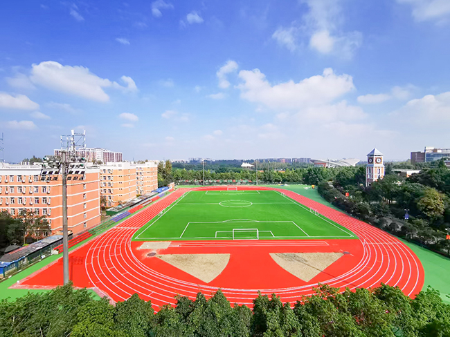 成都首塊！國際足聯(lián) (FIFA QUALITY) 認證足球場落戶成都信息工程大學
